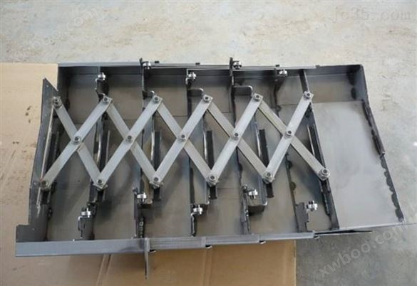 数控龙门铣床伸缩式钢板防护罩